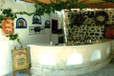 CANAVA ROUSSOS2