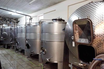 artemiskaramolegos winery5