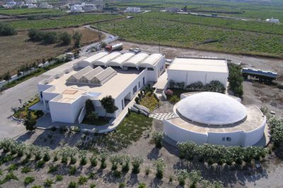 Boutaris’s wine-growers began exploring vinification opportunities in Santorini in the late 1980s